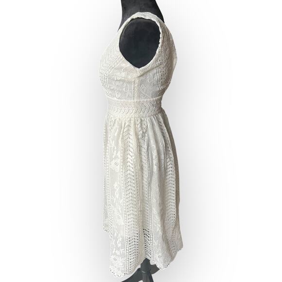Lulus Women's Charmed Ivory Lace Sleeveless A-Line Midi Dress Size XS - Picture 3 of 16